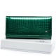 Жіночий шкіряний гаманець SERGIO TORRETTI LR W501-2 зелений