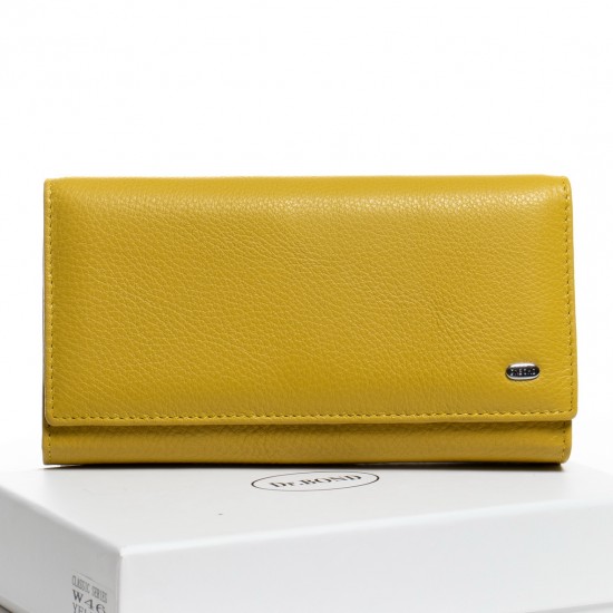 Жіночий шкіряний гаманець dr.Bond Classic W46 жовтий