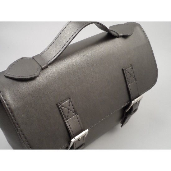 Жіноча модельна сумка-портфель LARGONI 1858 срібло