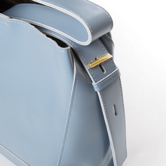Женская сумка из натуральной кожи на три отделения ALEX RAI 38-8726 голубой