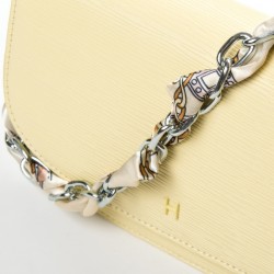 Жіноча сумочка-клатч LARGONI 22 16040 жовтий Жіноча сумочка-клатч LARGONI 22 16040 жовтий